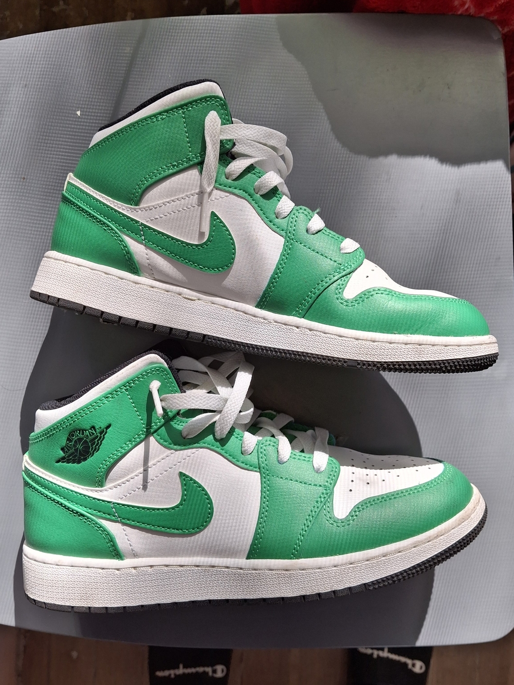 Nike Air Jordan 1 Mid Green & White Sneakers 6.5Y